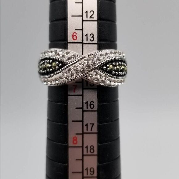 Midnight crystal x cross ring size 7 R104 - Picture 1 of 5